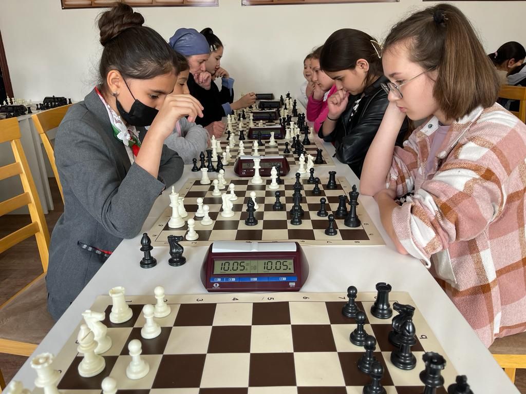 Турнир города Душанбе по шахматам среди женщин