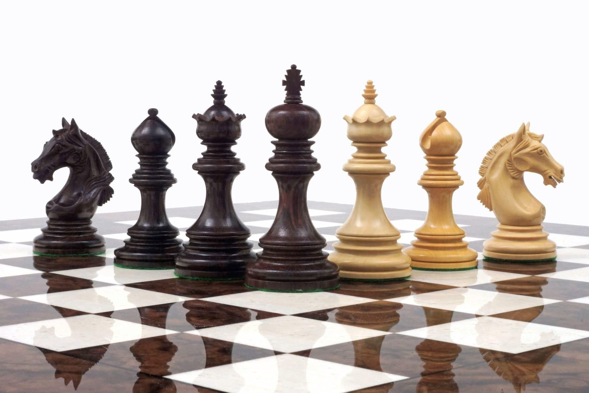 Душанбинский шахматный турнир между мужчинами и женщинами