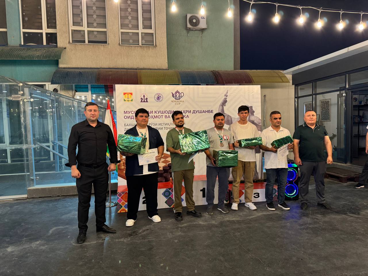 Чойхона CUP – шахматно-шашечные баталии к 34-й годовщине Независимости Таджикистана