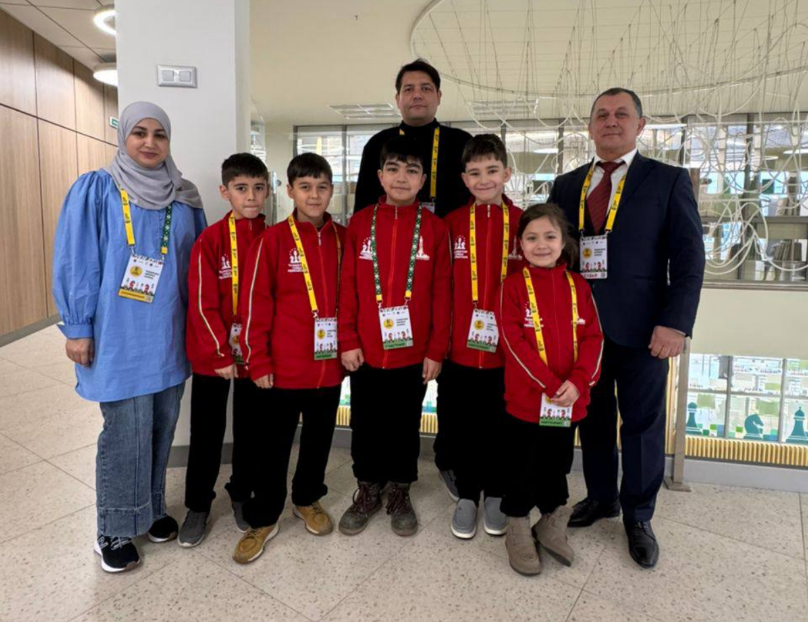 Юные шахматисты Таджикистана уверенно стартовали на международном турнире в Новокузнецке