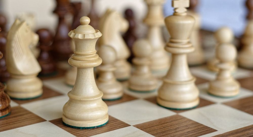 Таджикские шахматисты ждут приглашения от Карлсена